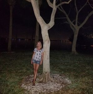 Meet your Posher, Denise